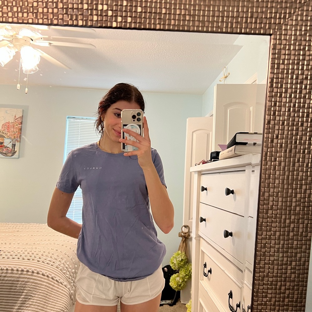 Hurley lost horizon tee!